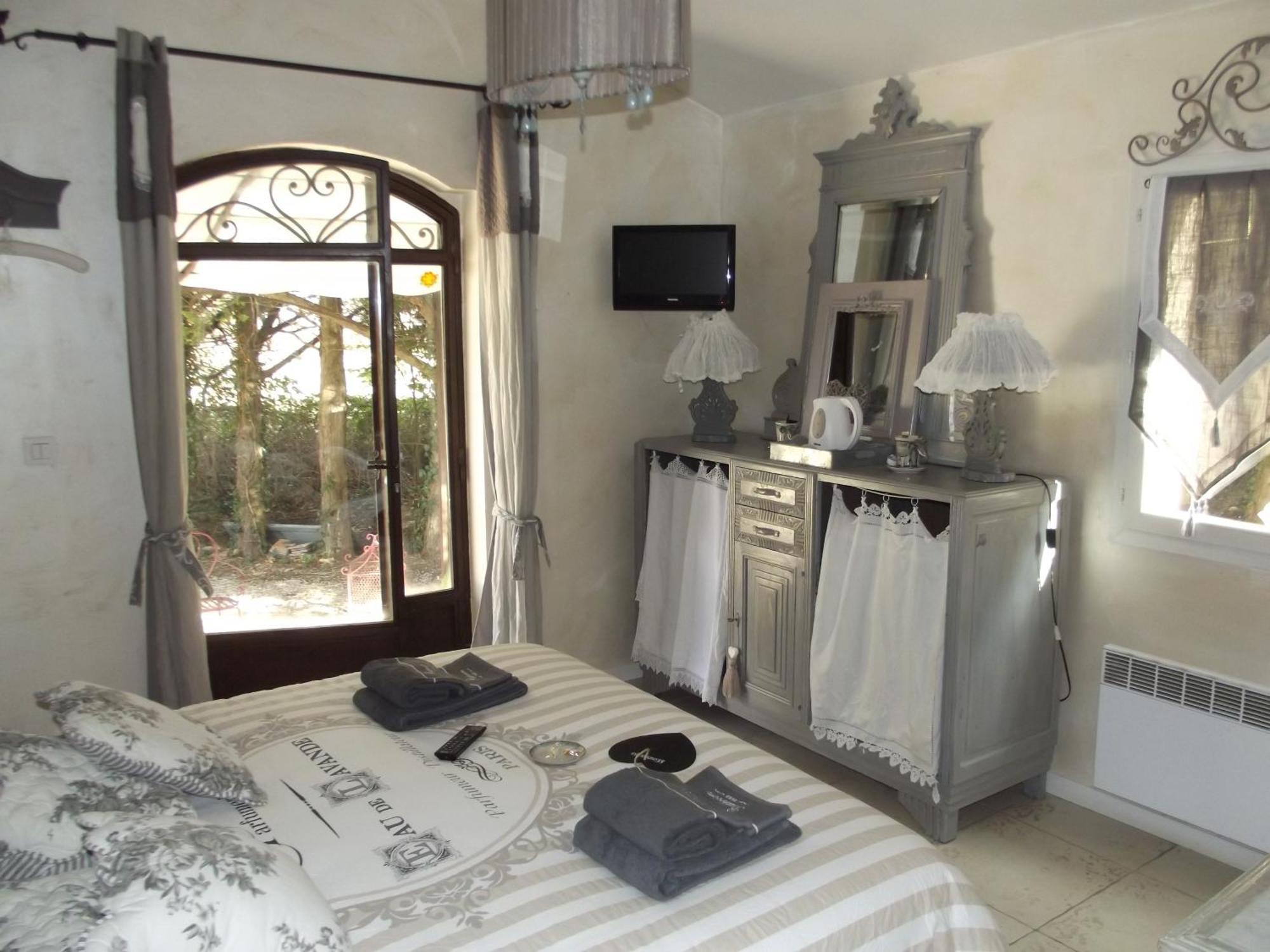 Bed and Breakfast Le Moulin De Sonnailles Cabriès Zimmer foto